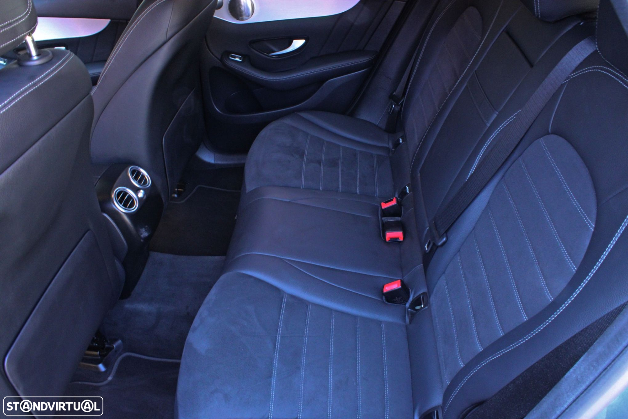 Mercedes-Benz GLC 300 de 4Matic - 22