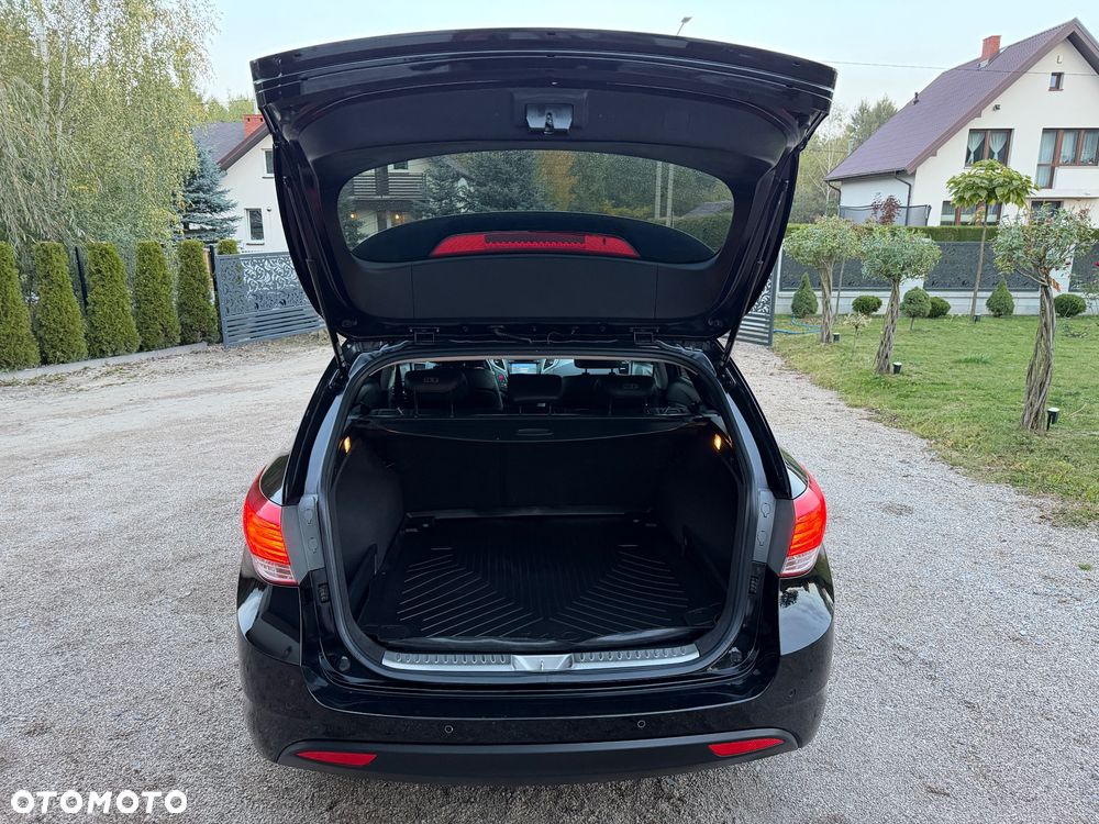 Hyundai i40 Kombi 1.7 CRDi Premium - 19