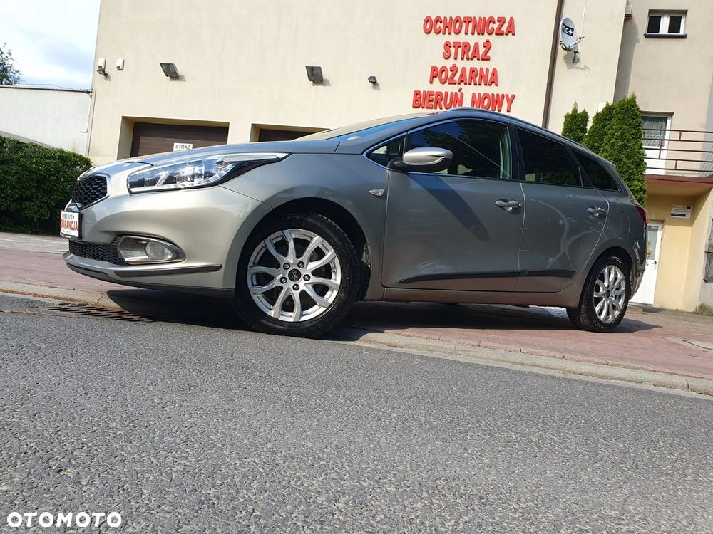 Kia Ceed 1.6 GDI XL - 32