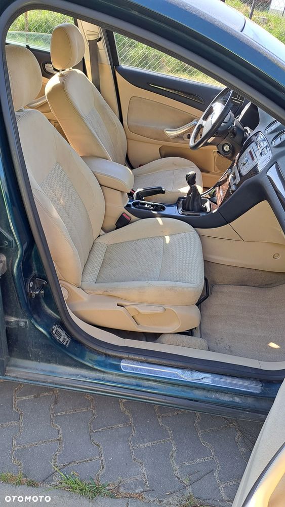 Ford Mondeo 1.8 TDCi Ghia - 1