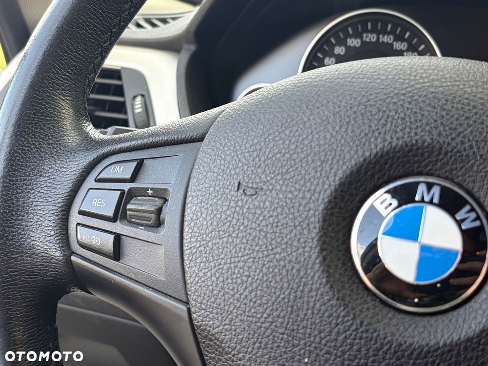 BMW Seria 3 - 18