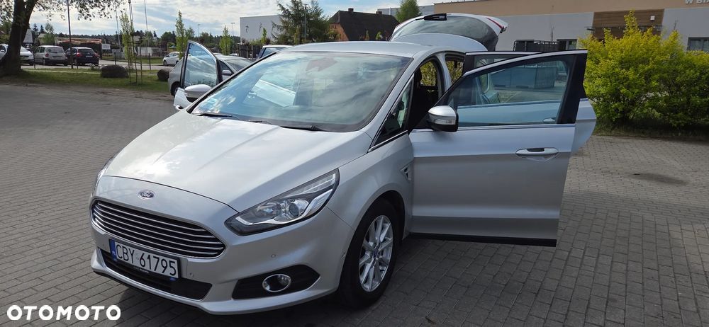 Ford S-Max 2.0 TDCi Titanium PowerShift - 37