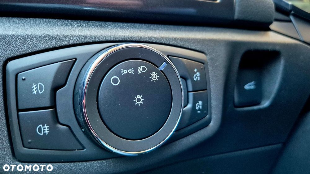 Ford Mondeo 2.0 EcoBlue Titanium - 22