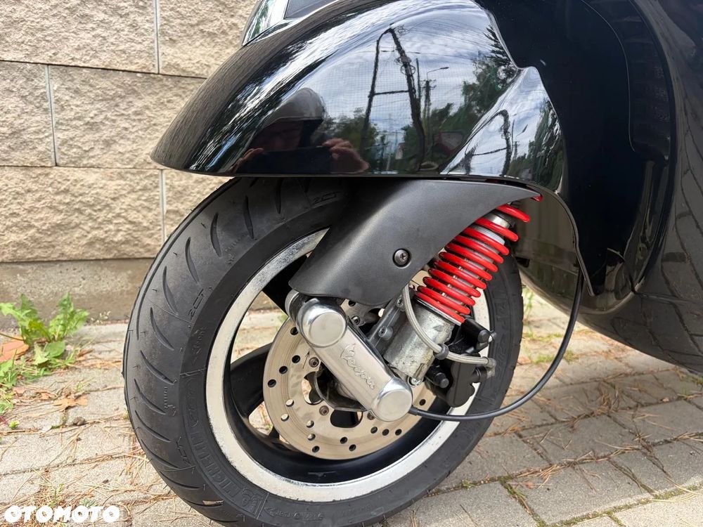 Vespa GTS - 5