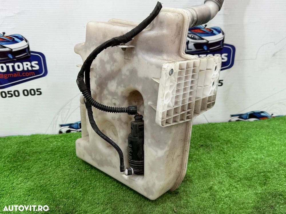 VAS LICHID PARBRIZ STROPGEL + POMPA VOLKSWAGEN CADDY / MAXI 1.6 DIESEL 2015 / FURGON COD OEM 1K0955453 1K5955651 2010-2015 - 4