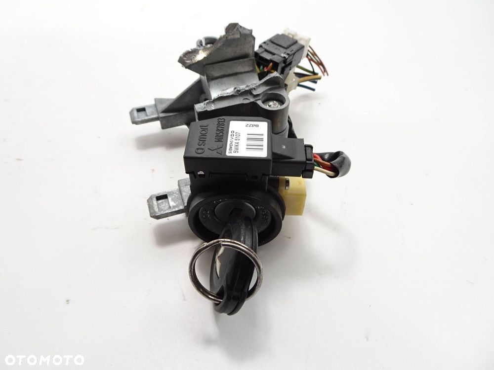 stacyjka z kluczykiem mitsubishi colt vi z30 lift mr587813 - 5