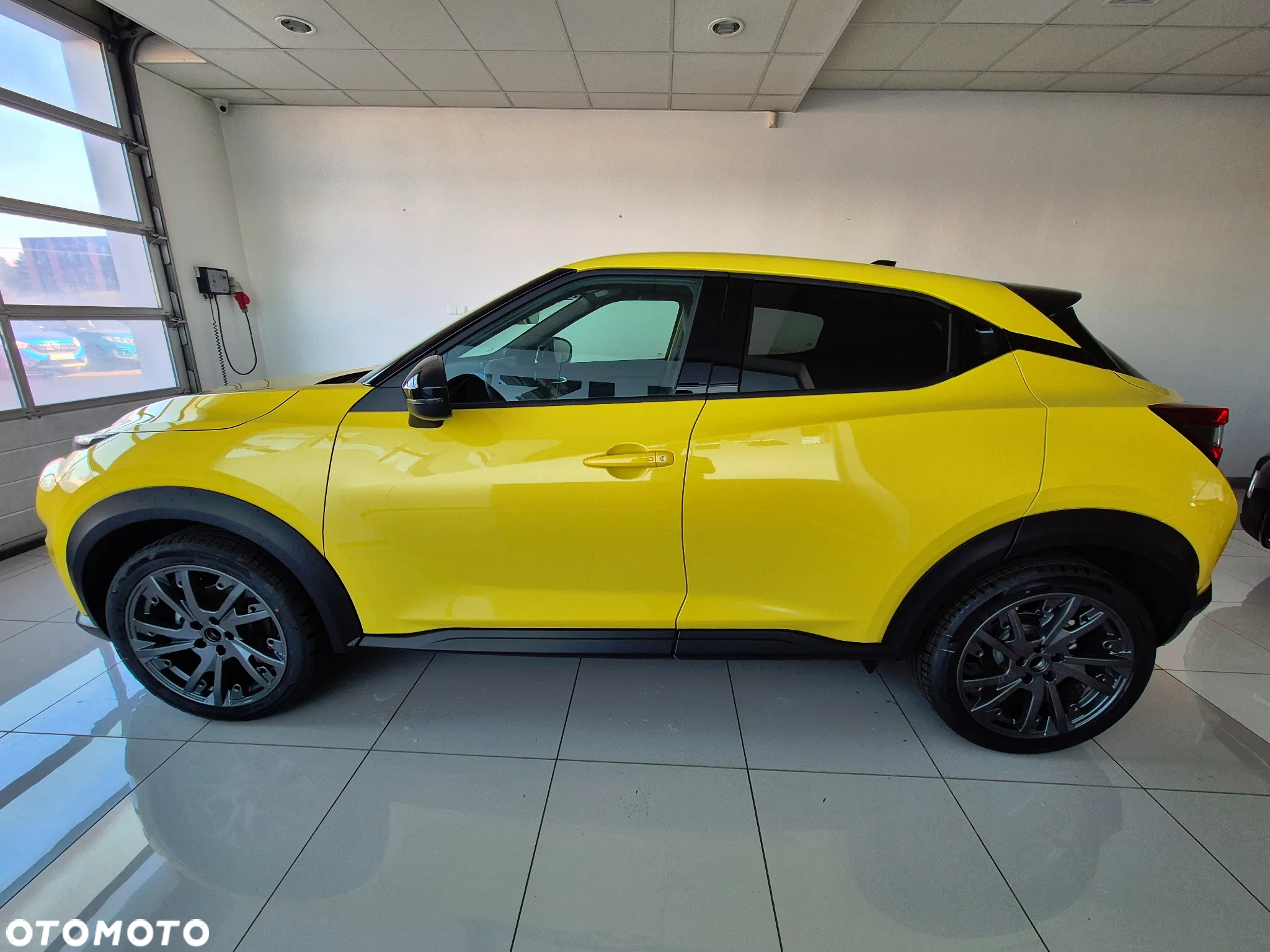Nissan Juke 1.0 DIG-T N-Connecta DCT - 5