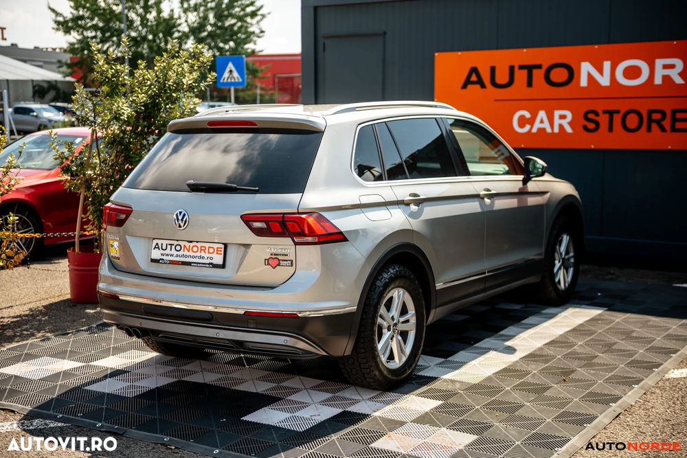 Volkswagen Tiguan 2.0 TDI 4Mot DSG Highline - 12