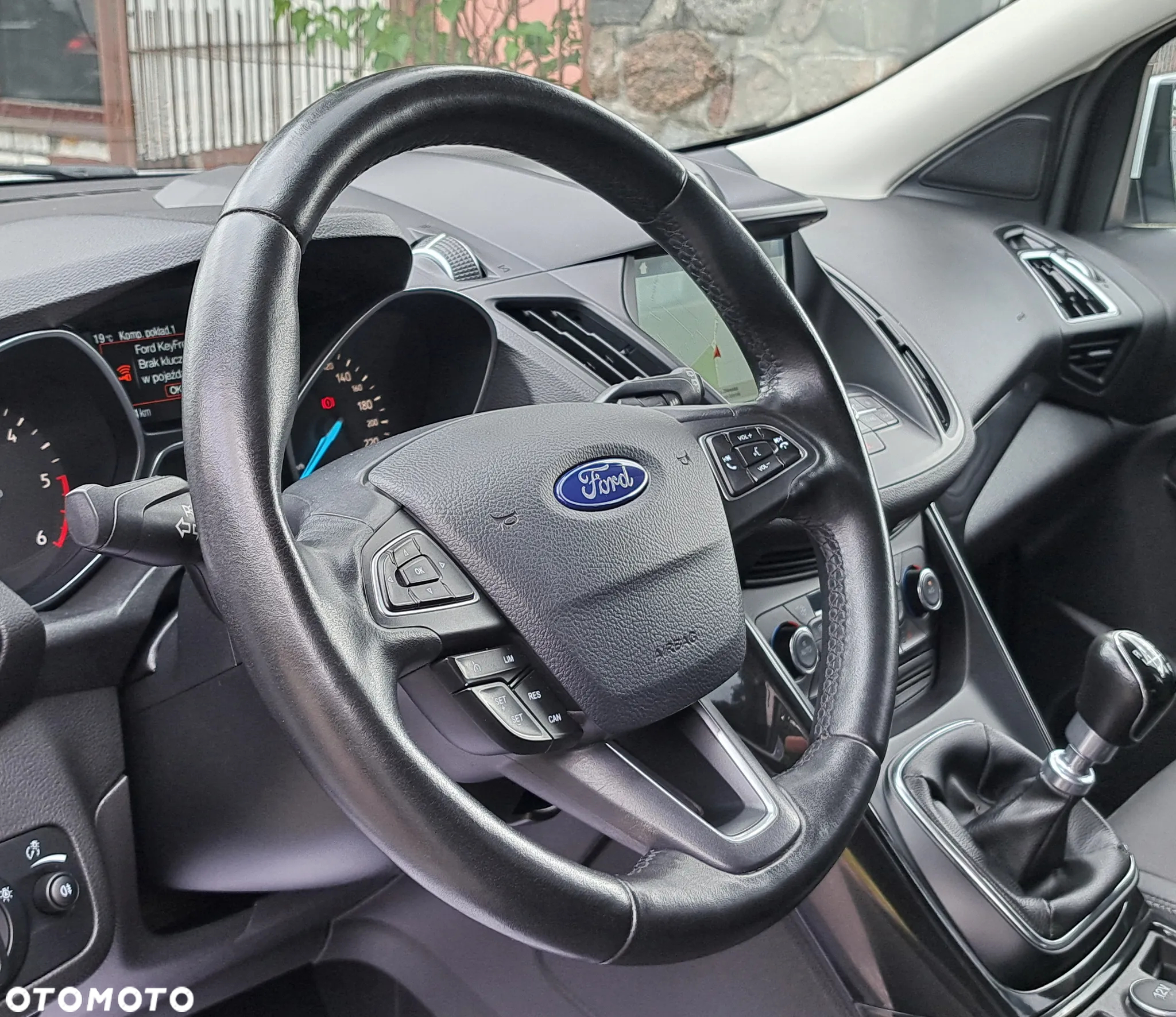 Ford Kuga 2.0 TDCi 4WD Titanium - 29