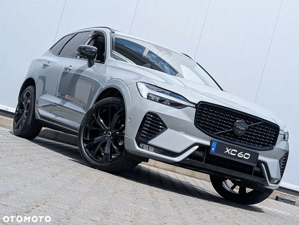 Volvo XC 60 B5 B AWD Plus Dark - 6