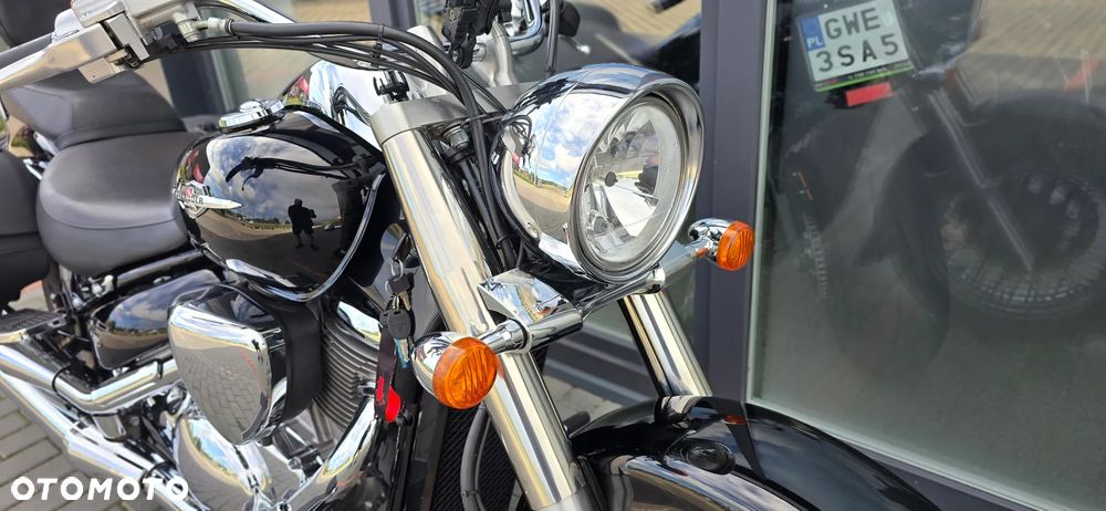 Suzuki VL 800 Volusia - Boulevard C50 - 8