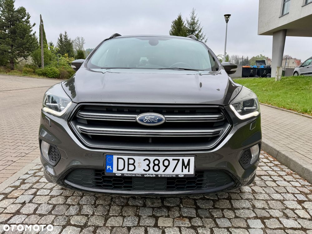 Ford Kuga 1.5 EcoBoost 2x4 ST-Line - 2