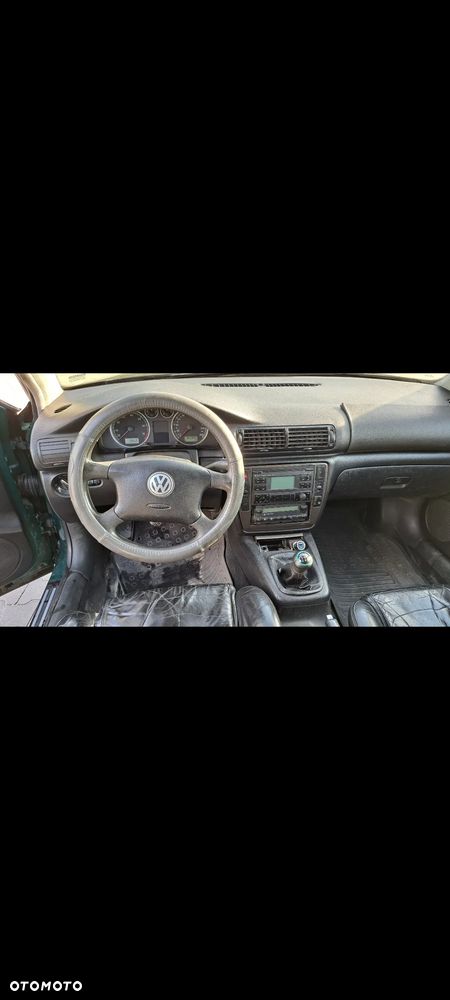 Volkswagen Passat 2.0 Comfortline Family - 8