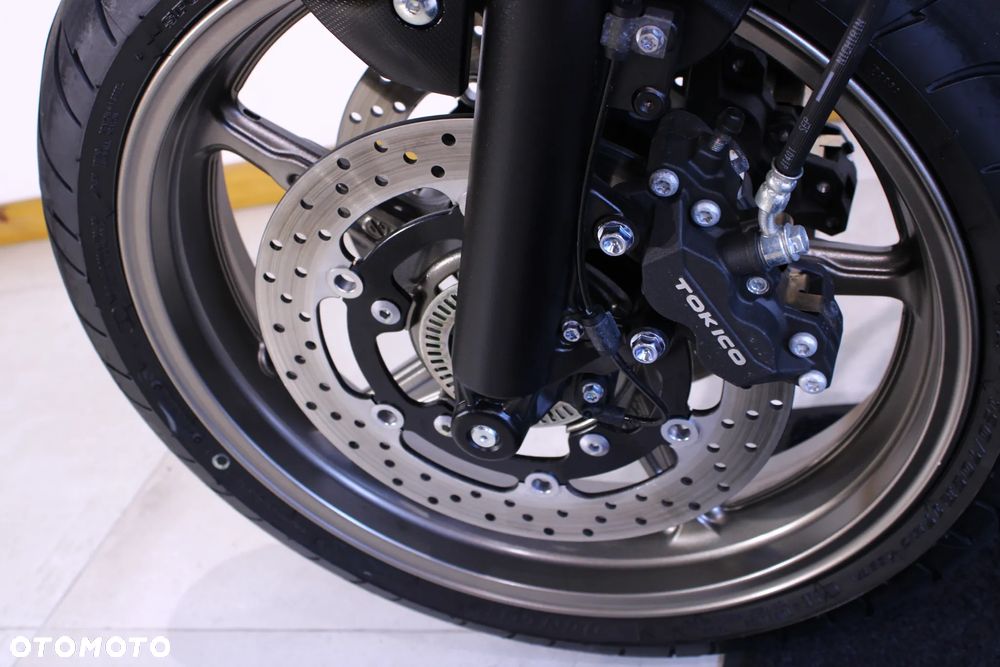 Suzuki SV - 28