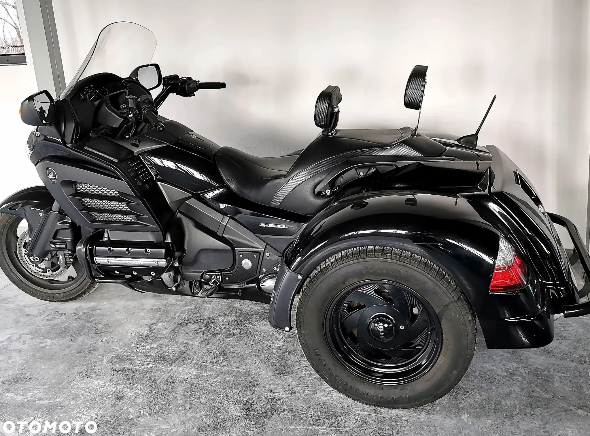 Honda GL - 8