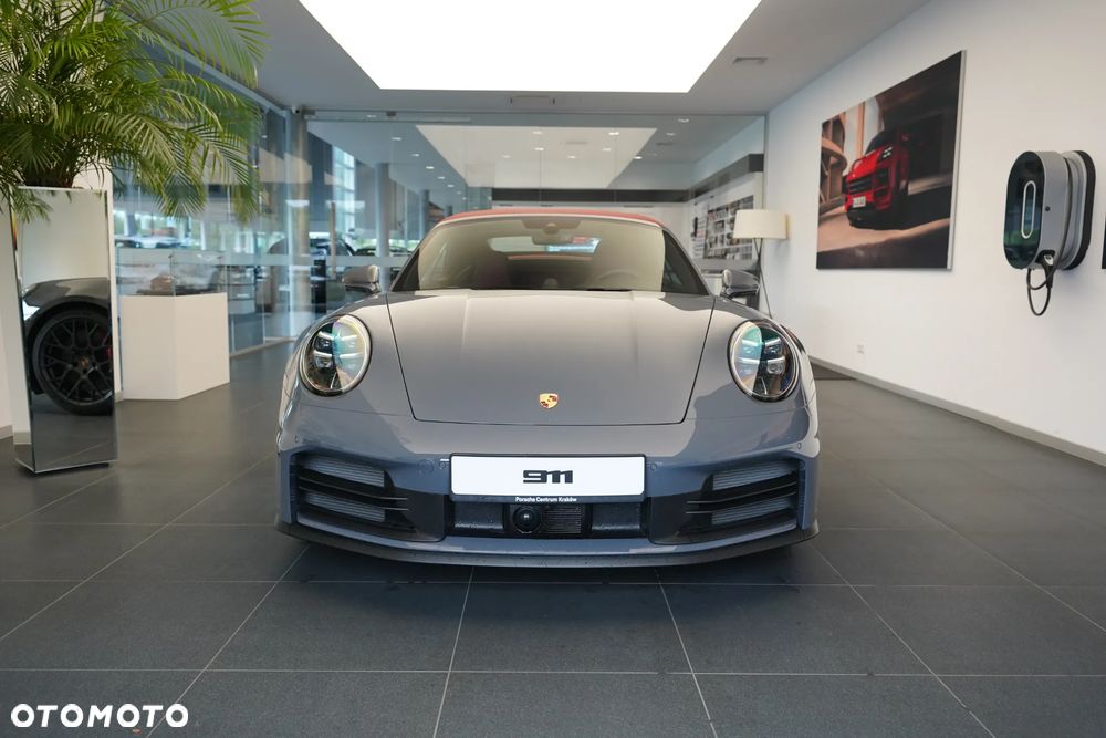Porsche 911 Carrera S - 5