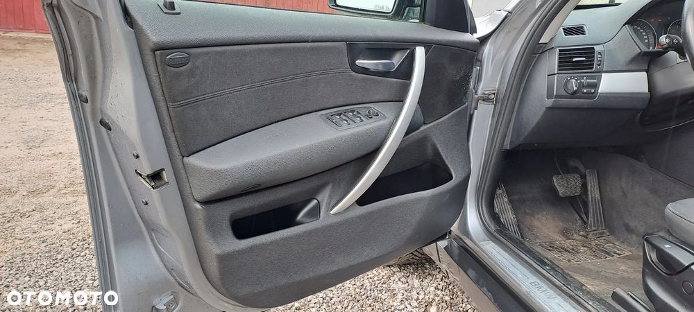 BMW X3 xDrive20d - 17