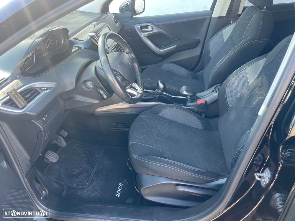 Peugeot 2008 1.6 BlueHDi Style - 6