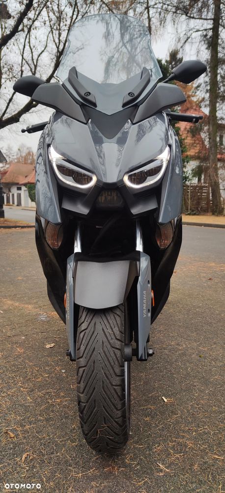 Yamaha X-max - 1