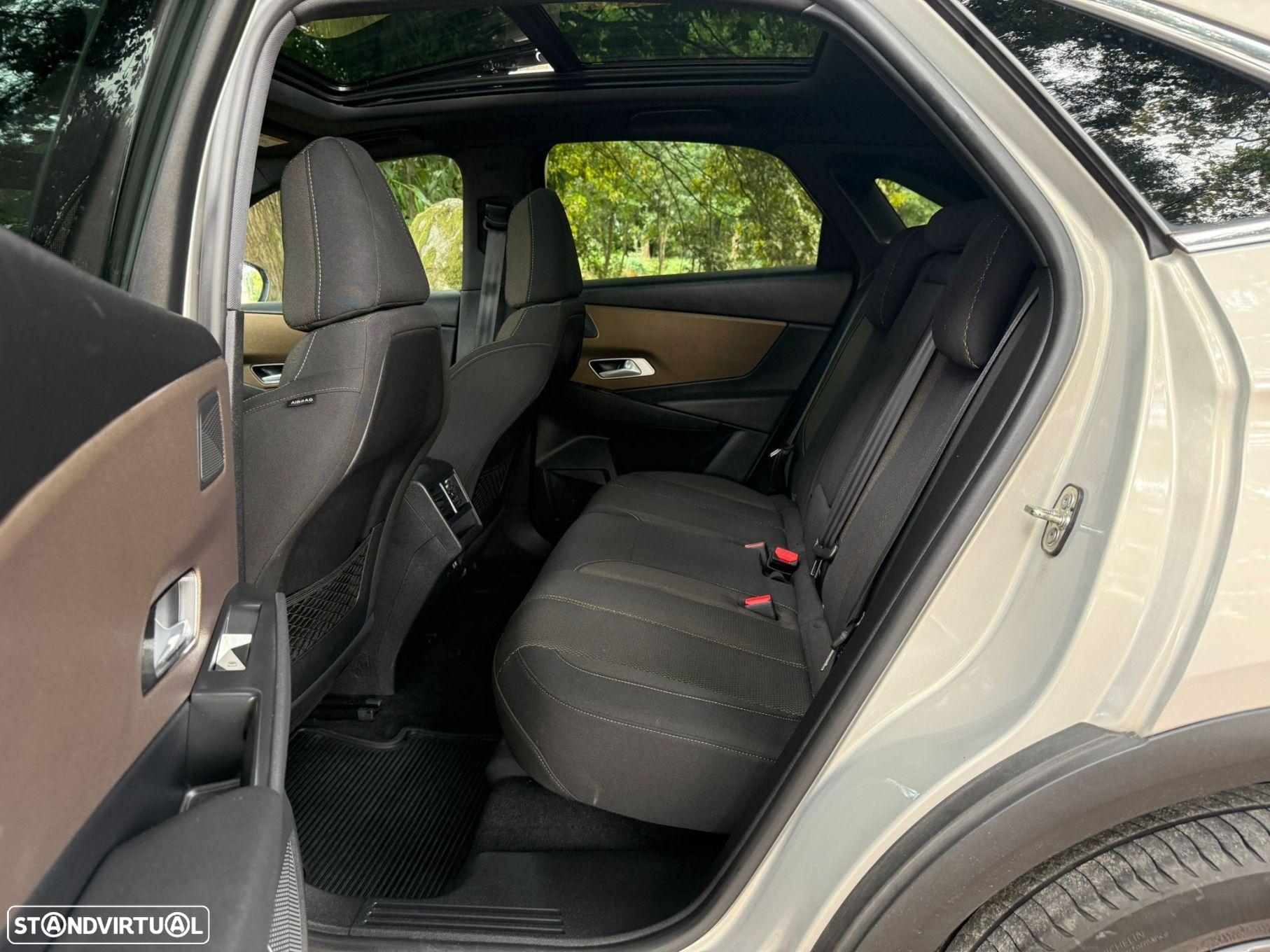 DS DS7 Crossback 1.5 BlueHDi Grand Chic EAT8 - 14