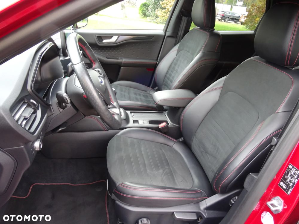 Ford Kuga 1.5 EcoBoost ST-LINE - 27