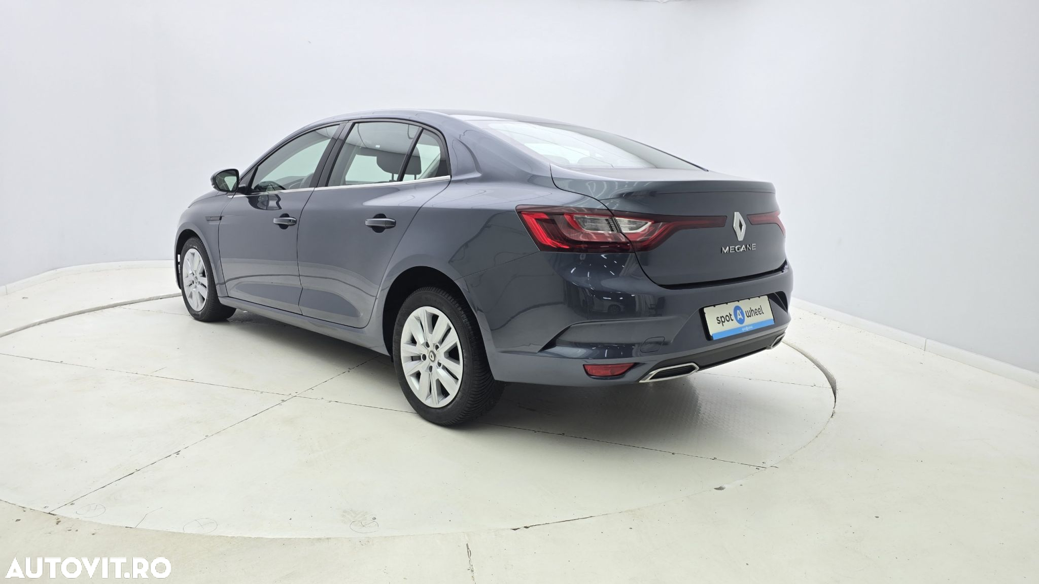 Renault Megane - 8