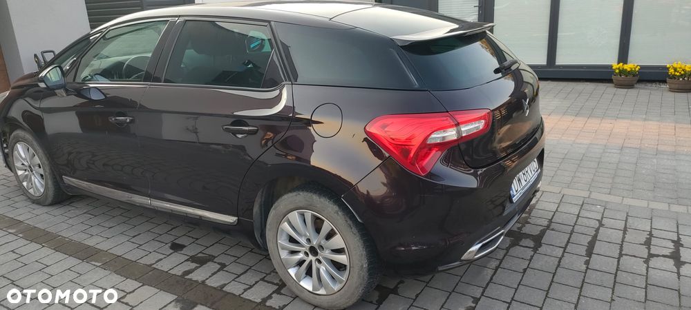 DS Automobiles DS 5 - 6