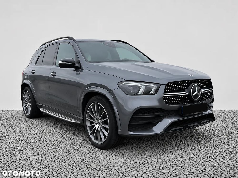 Mercedes-Benz GLE - 1