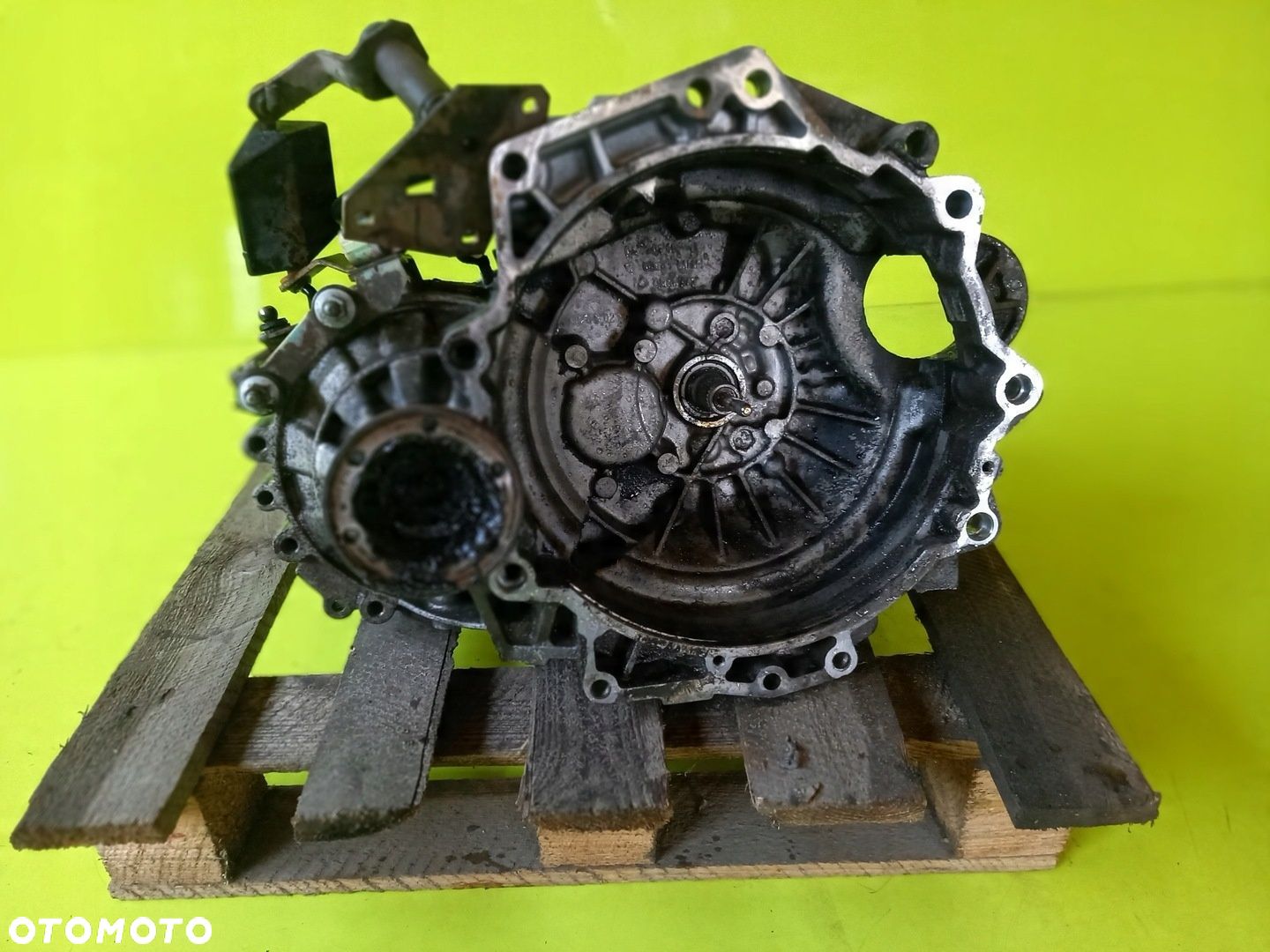 SKRZYNIA BIEGÓW 1.6 B DUU AUDI A3 8L 01R - 1