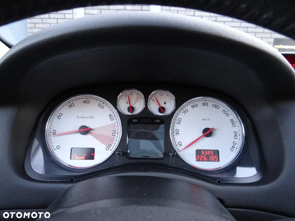 Peugeot 307 SW 110 OXYGO - 30