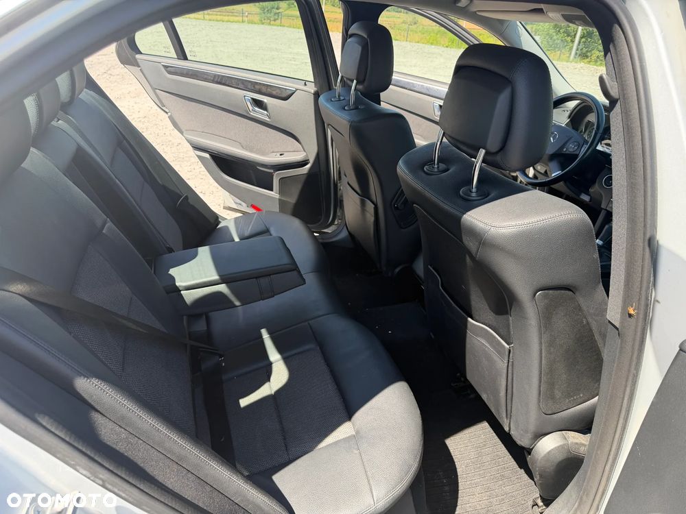 Mercedes-Benz Klasa E 200 CDI DPF BlueEFFICIENCY Automatik Avantgarde - 11