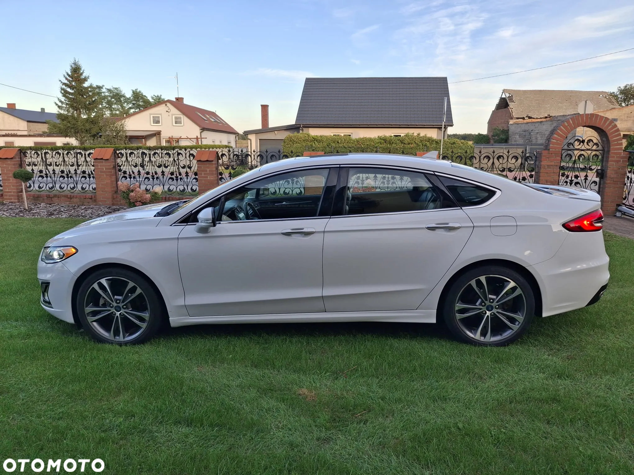 Ford Fusion - 5
