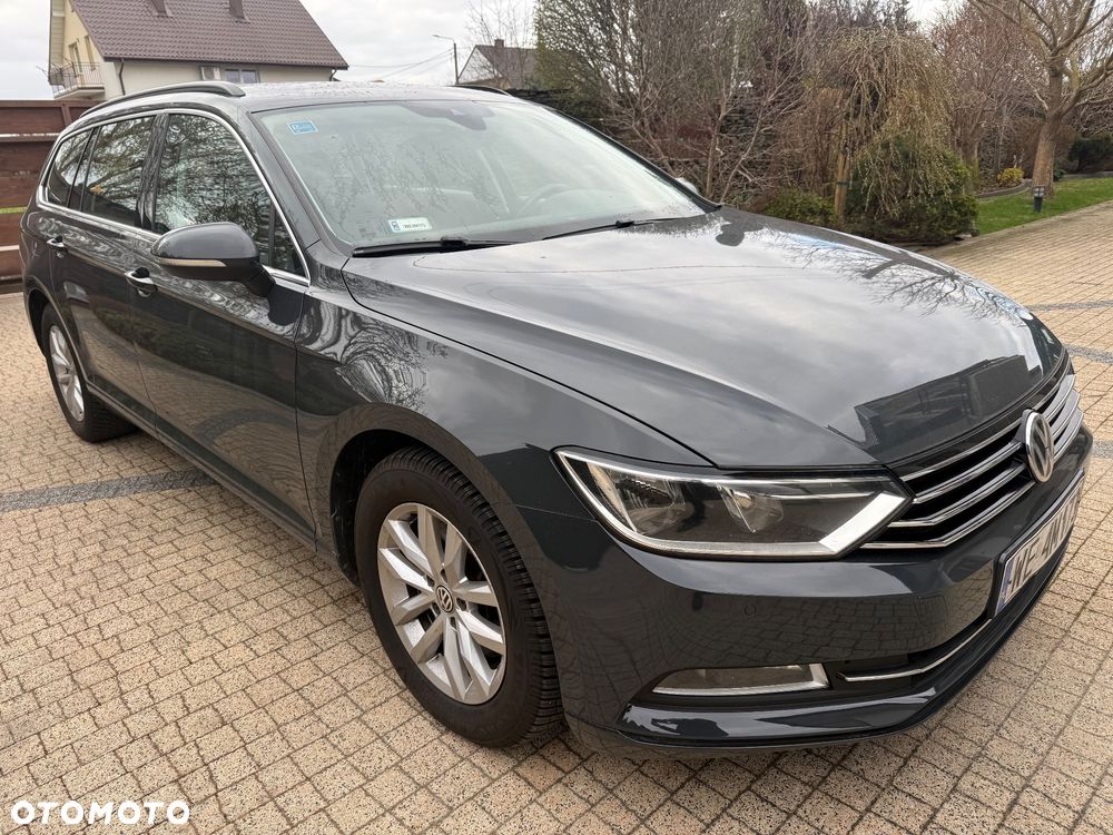 Volkswagen Passat 2.0 TDI SCR Business - 1