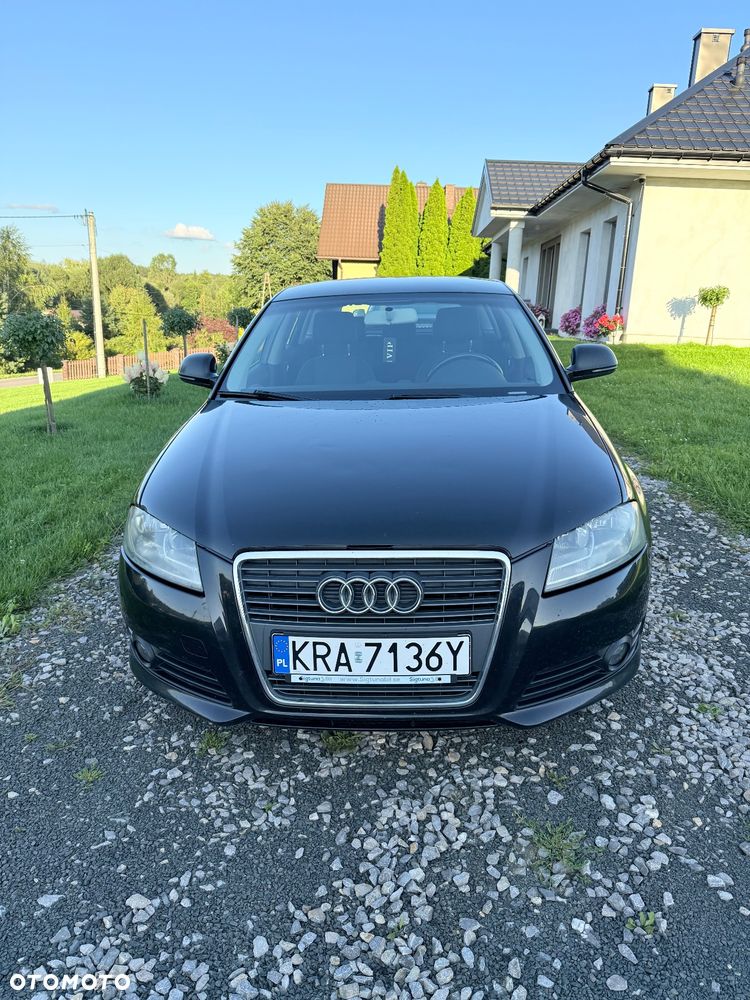 Audi A3 Sportback - 2