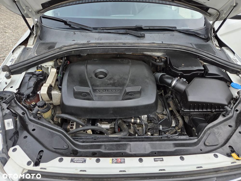 Volvo XC 60 T5 Drive-E Momentum - 7