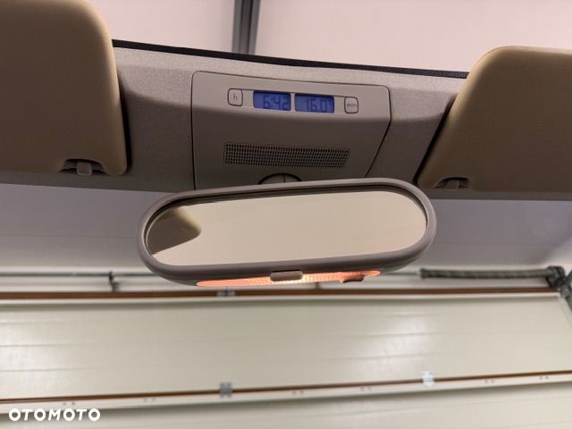 Volkswagen New Beetle Cabriolet 2.0 - 24