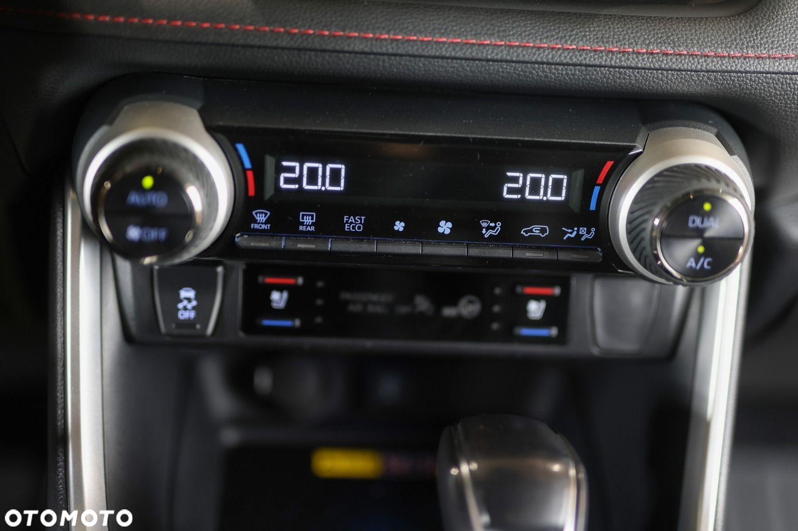 Toyota RAV4 - 14