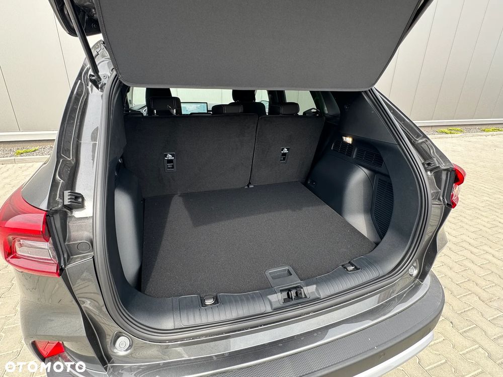 Ford Kuga ver-2-5-fhev-awd-titanium-ecvt - 12
