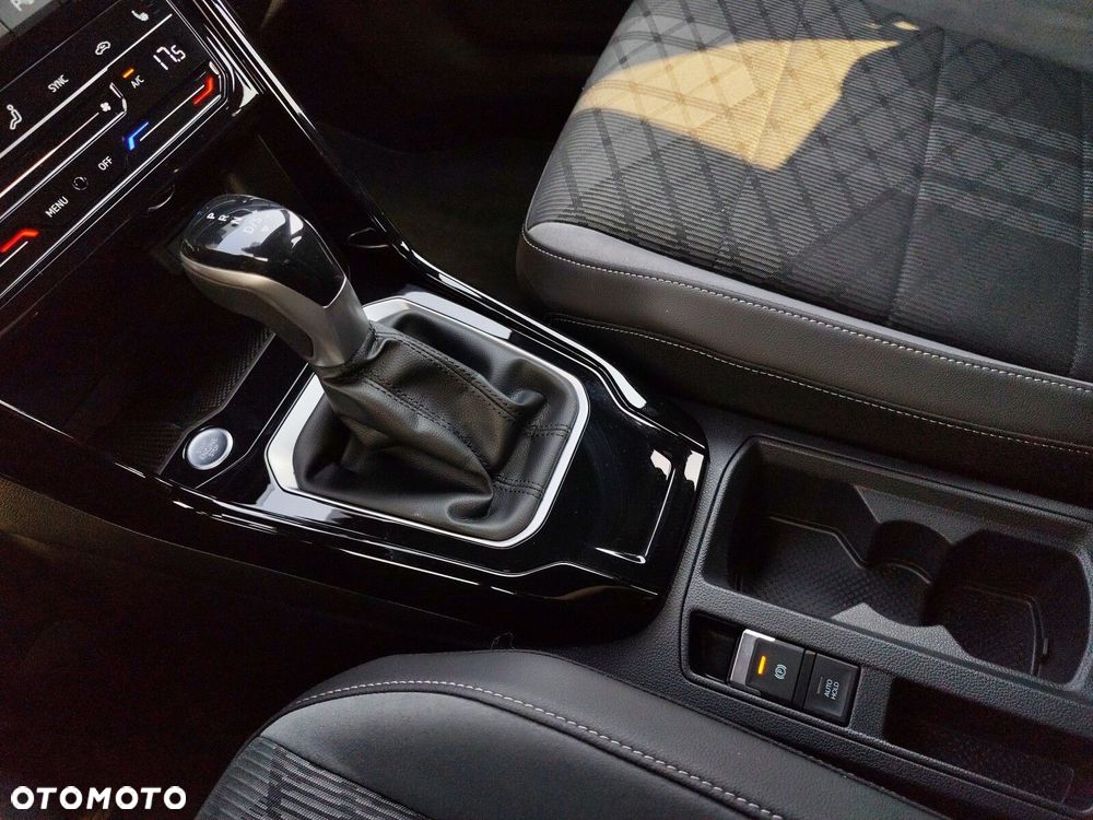 Volkswagen T-Roc 1.5 TSI R-Line DSG - 20