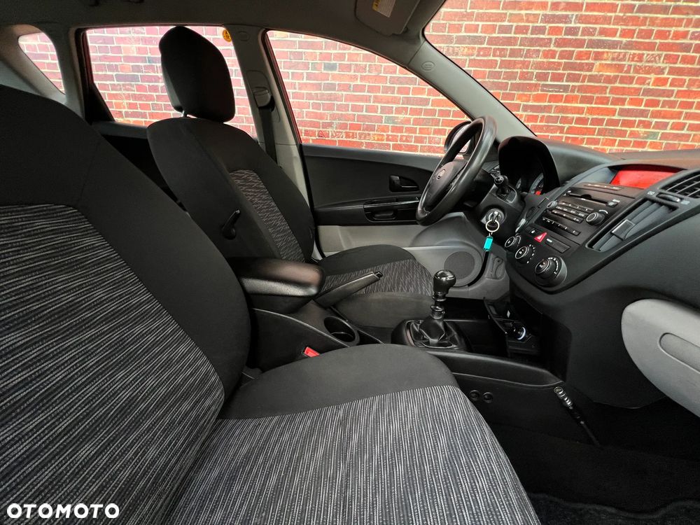 Kia Ceed - 14