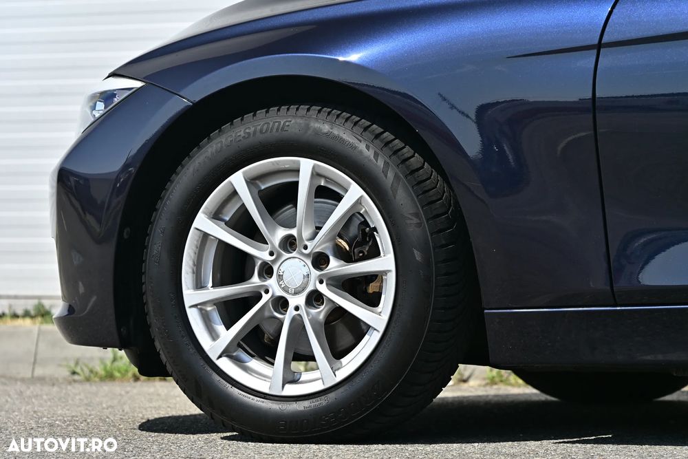 BMW Seria 3 320d Efficient Dynamic Edition Aut. Modern Line - 13