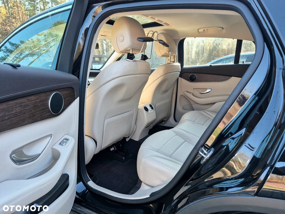 Mercedes-Benz GLC 220 d 4-Matic - 10