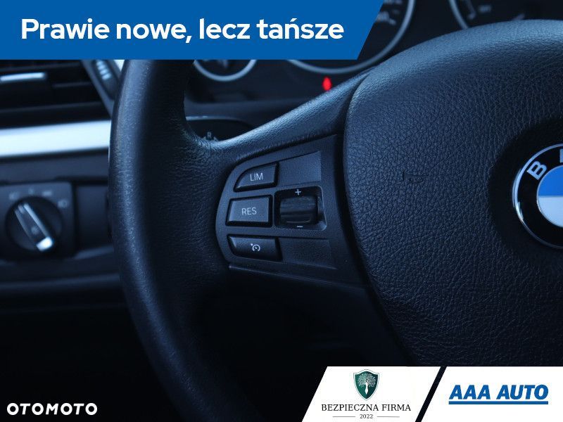 BMW Seria 3 - 24