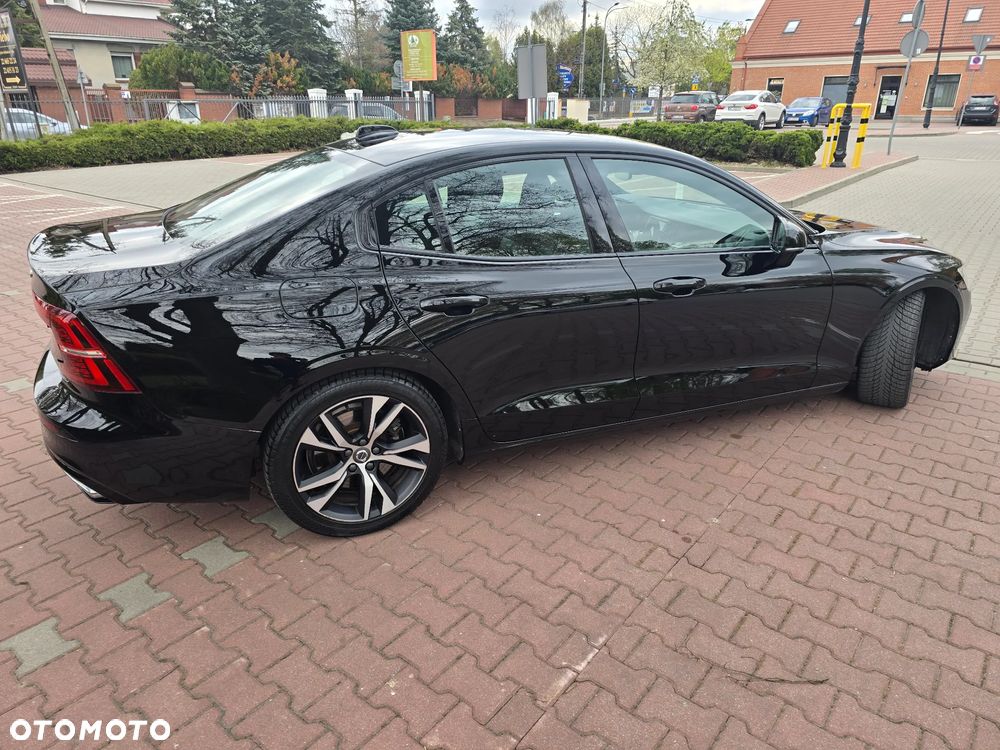 Volvo S60 B5 B AWD R-Design - 5