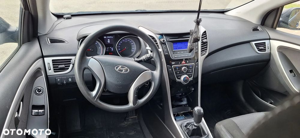 Hyundai i30 1.6 CRDI Trend - 13