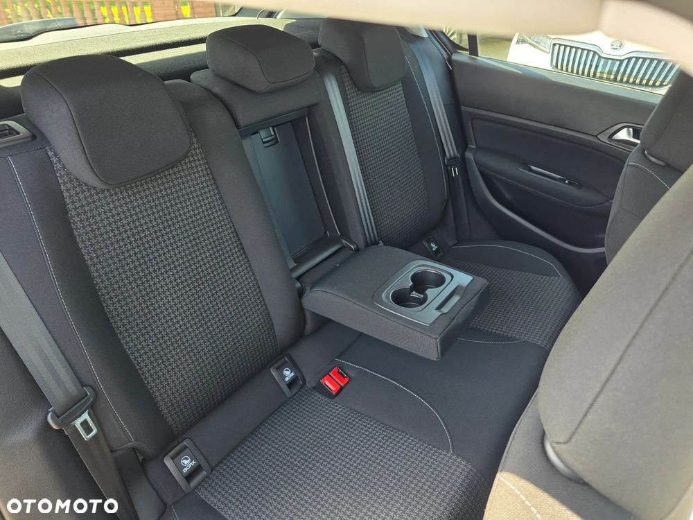 Peugeot 308 - 14