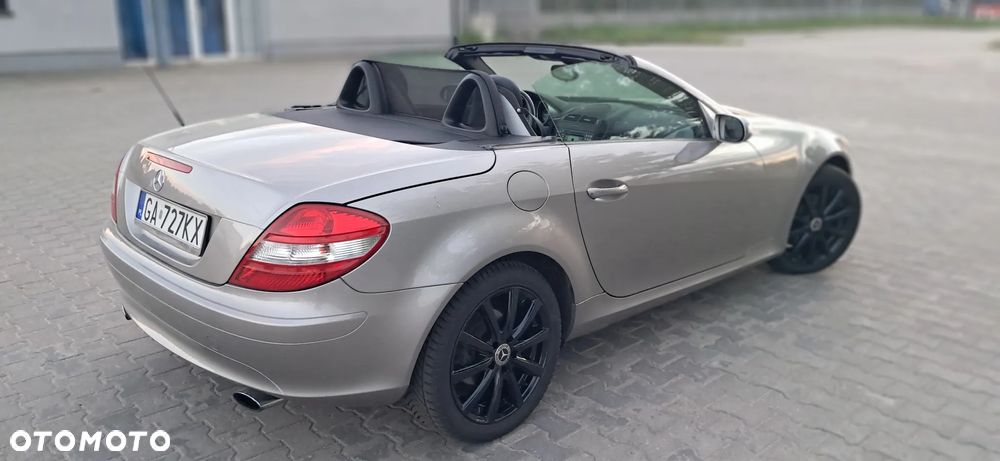 Mercedes-Benz SLK - 19