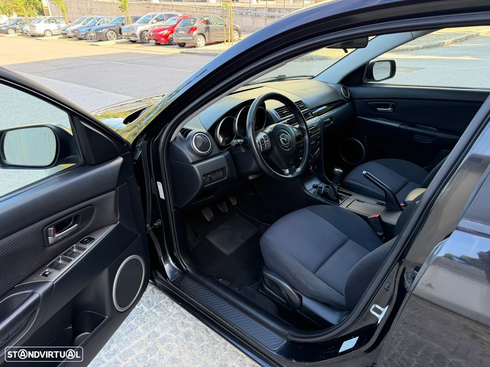 Mazda 3 Hatchback MZR 1.4 Exclusive - 5