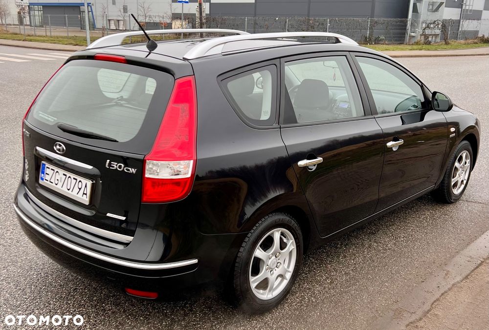 Hyundai i30 1.6 blue Comfort - 4