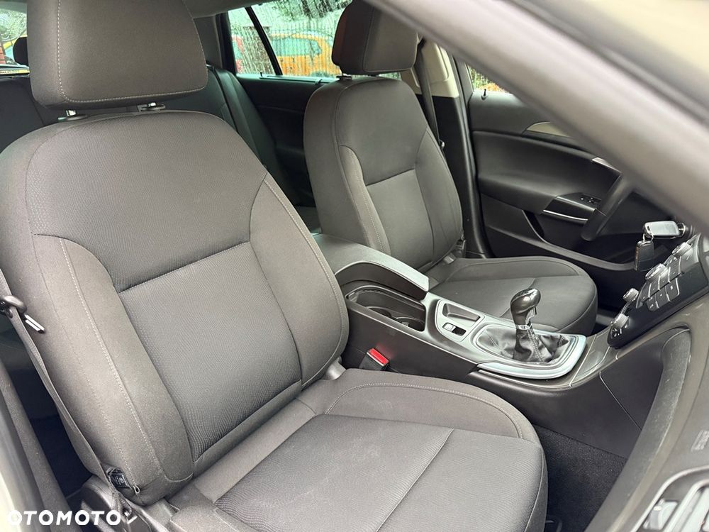 Opel Insignia 1.6 Design Edition - 27